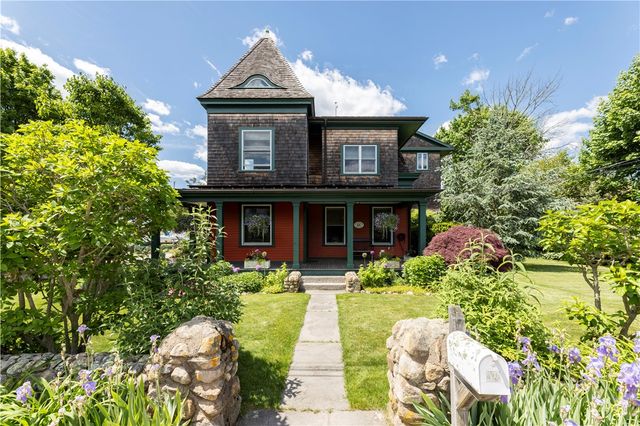 43 Avondale Road, Westerly, RI 02891