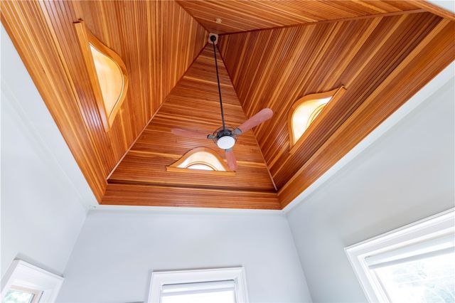 43 Avondale Road, Westerly, RI 02891