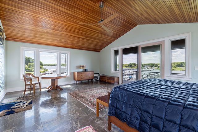 43 Avondale Road, Westerly, RI 02891