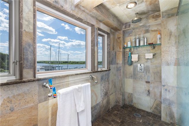 43 Avondale Road, Westerly, RI 02891