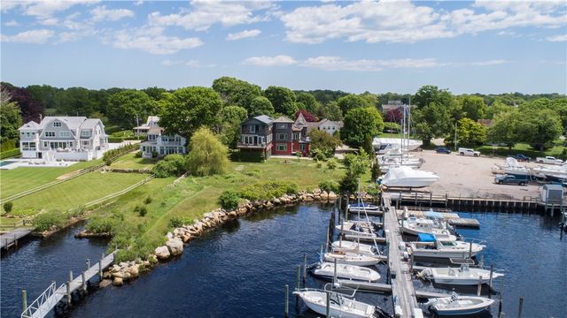 43 Avondale Road, Westerly, RI 02891