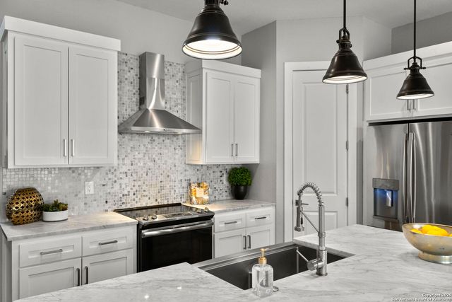 22118 Touring Ln, San Antonio, TX 78257