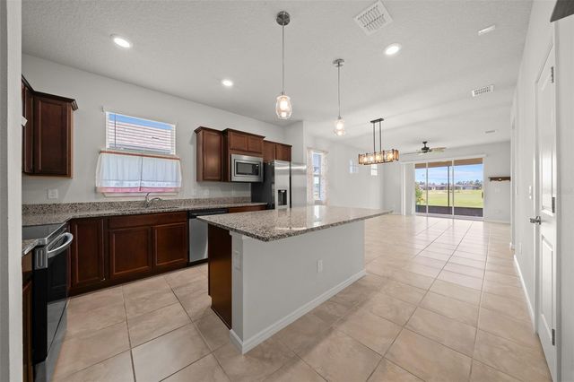 5947 SW 93RD CIRCLE, Ocala, FL 34481