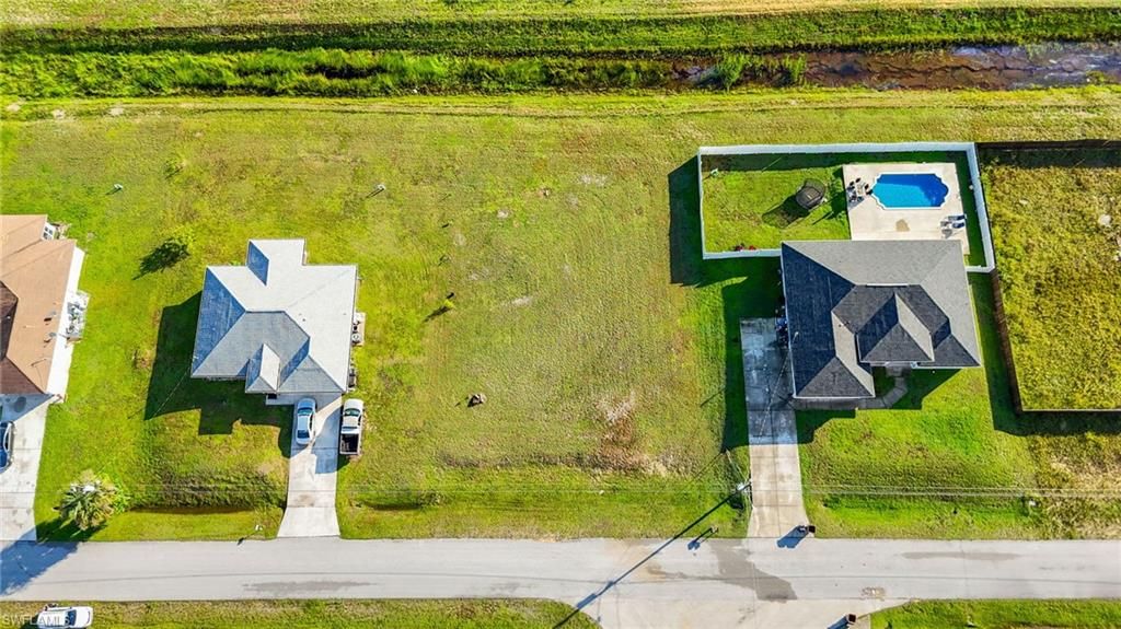 2300 Christopher AVE N, LEHIGH ACRES, FL 33971 — exterior