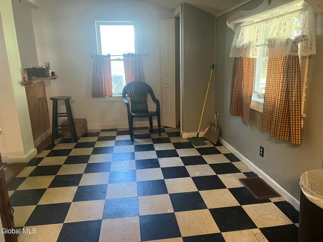 8 Sarella Street, Glens Falls, NY 12801