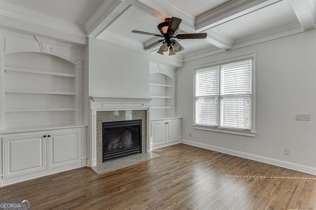 6925 Fellowship Lane, Flowery Branch, GA 30542