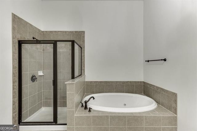 6925 Fellowship Lane, Flowery Branch, GA 30542