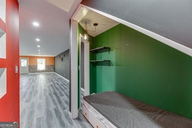 6925 Fellowship Lane, Flowery Branch, GA 30542