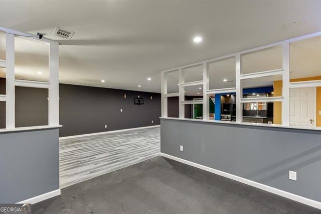 6925 Fellowship Lane, Flowery Branch, GA 30542