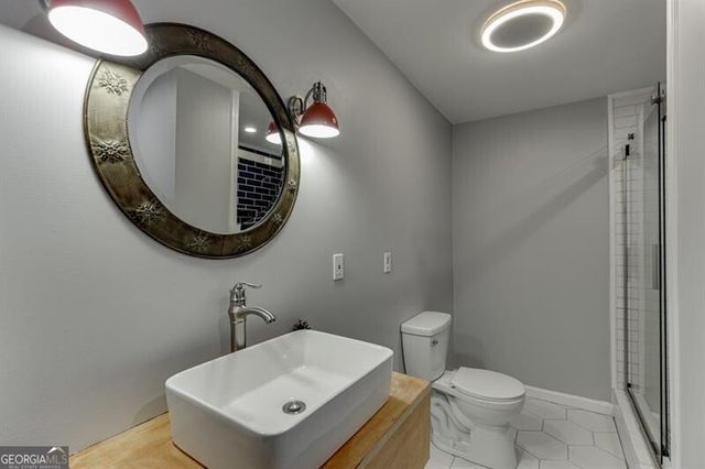 6925 Fellowship Lane, Flowery Branch, GA 30542