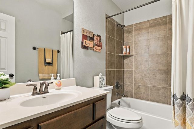320 Fort Cobb WAY, Georgetown, TX 78628