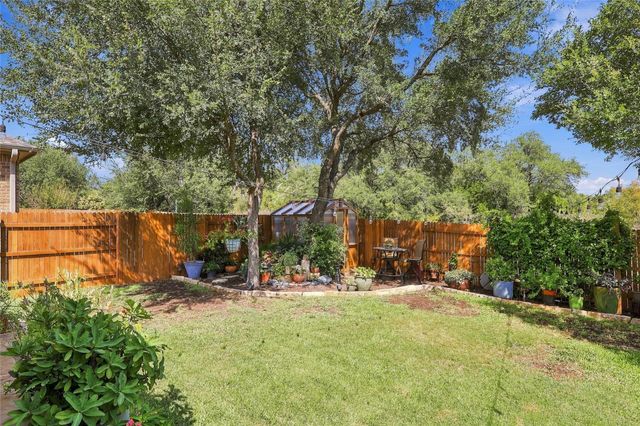 320 Fort Cobb WAY, Georgetown, TX 78628