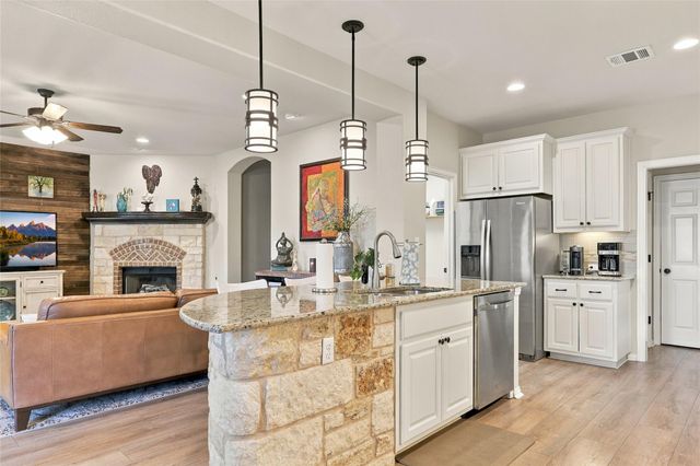 320 Fort Cobb WAY, Georgetown, TX 78628