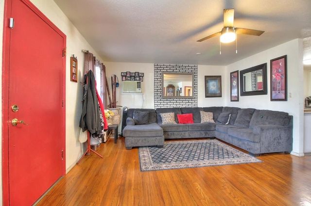 1345 Teresa St, Modesto, CA 95350