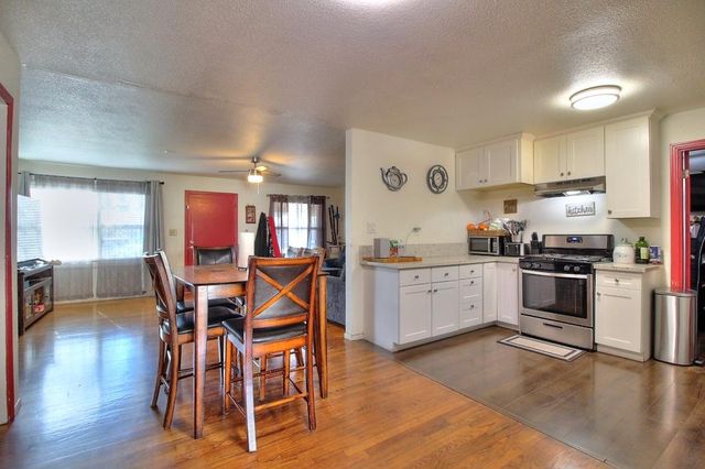 1345 Teresa St, Modesto, CA 95350