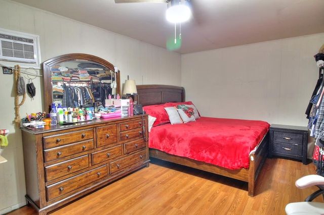 1345 Teresa St, Modesto, CA 95350