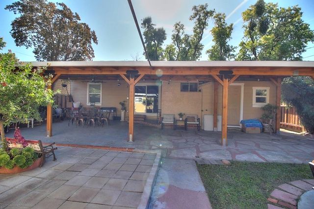 1345 Teresa St, Modesto, CA 95350