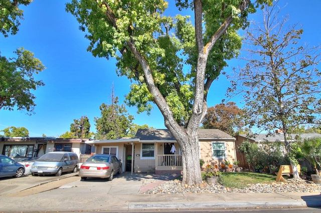 1345 Teresa St, Modesto, CA 95350