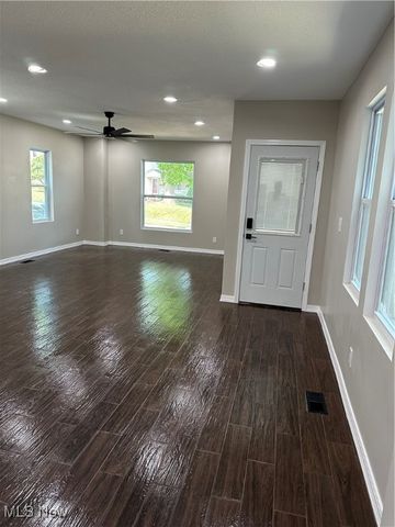 442 Washington Street, Salem, OH 44460