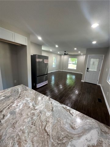 442 Washington Street, Salem, OH 44460