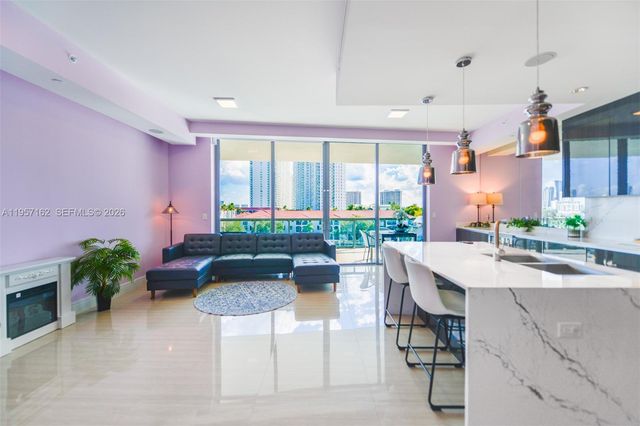 3250 NE 188th Street 404, Aventura, FL 33180