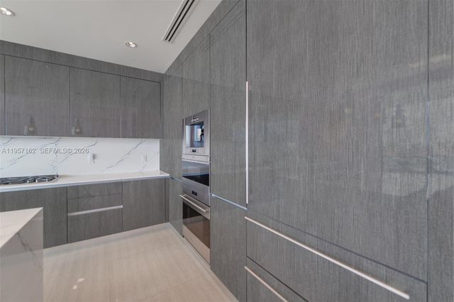 3250 NE 188th Street 404, Aventura, FL 33180
