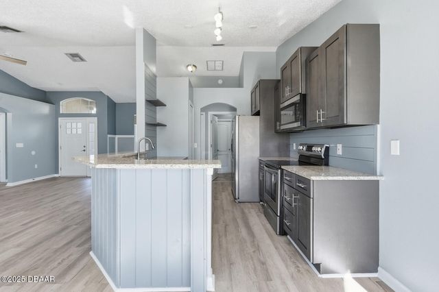 12 Katrina Court, Palm Coast, FL 32164