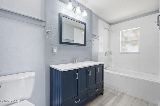 12 Katrina Court, Palm Coast, FL 32164