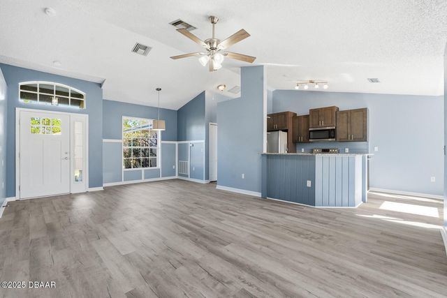 12 Katrina Court, Palm Coast, FL 32164