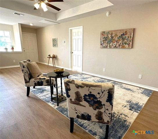 123 Poolside Drive, Canyon Lake, TX 78133