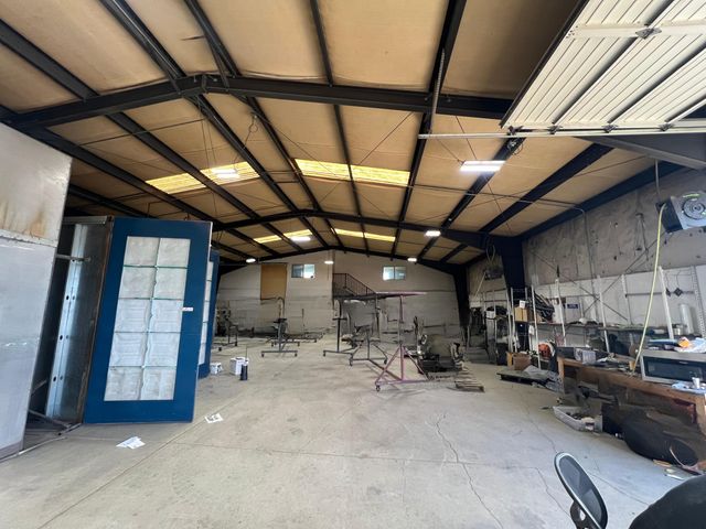 1385 E Justice Road, Medford, OR 97502