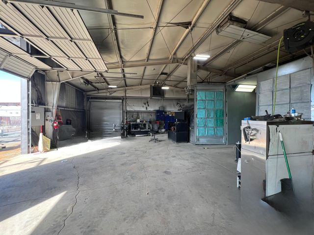 1385 E Justice Road, Medford, OR 97502