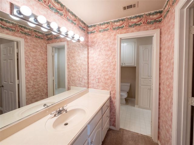 2533 Vista Creek Court, Garland, TX 75044