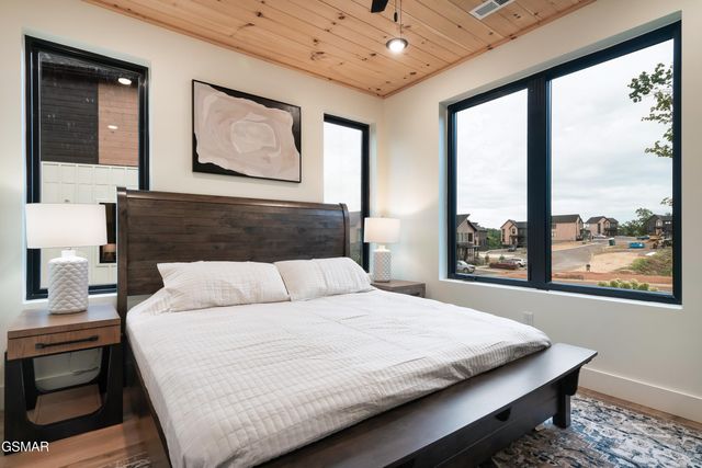 1226 Reedmont Way, Sevierville, TN 37876