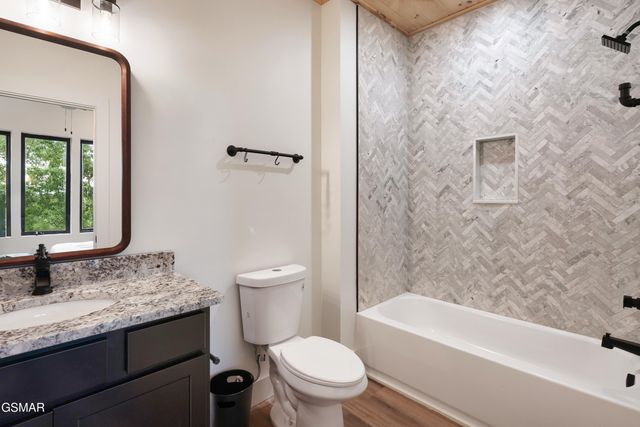 1226 Reedmont Way, Sevierville, TN 37876