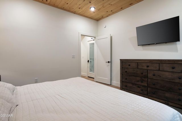 1226 Reedmont Way, Sevierville, TN 37876