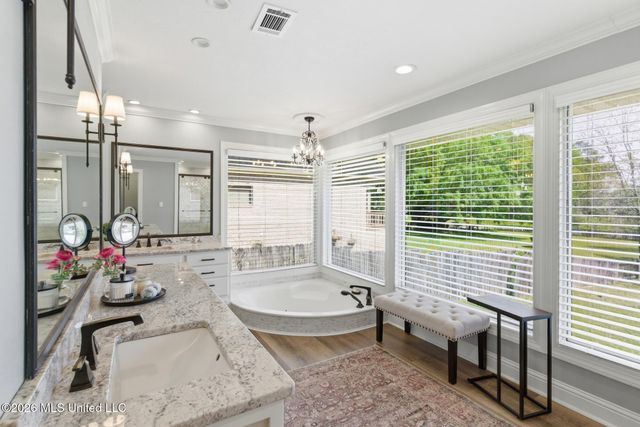 376 W Lake Road, Hattiesburg, MS 39402