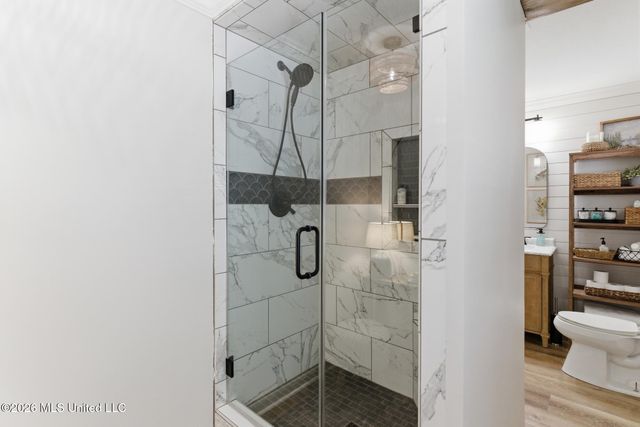 376 W Lake Road, Hattiesburg, MS 39402