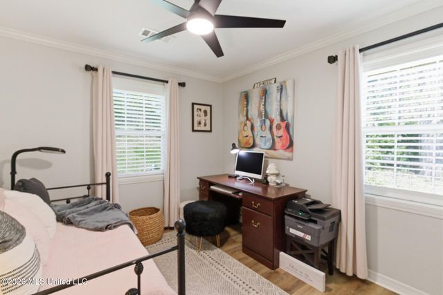 376 W Lake Road, Hattiesburg, MS 39402