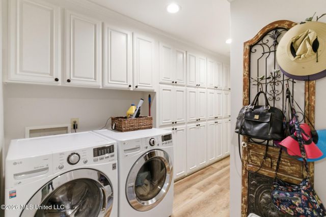 376 W Lake Road, Hattiesburg, MS 39402