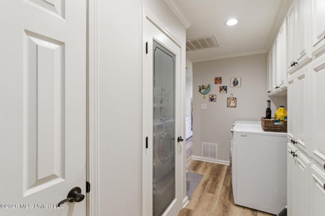 376 W Lake Road, Hattiesburg, MS 39402