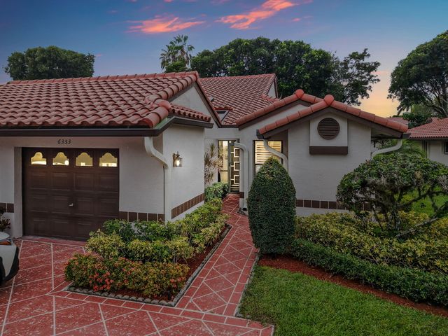 6353 Royal Manor Circle, Delray Beach, FL 33484