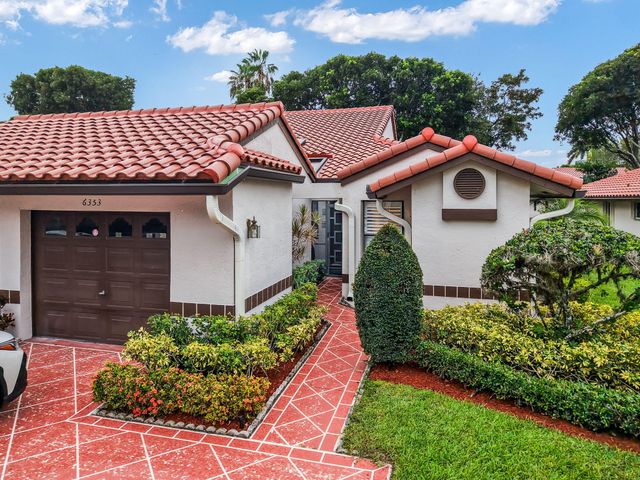 6353 Royal Manor Circle, Delray Beach, FL 33484