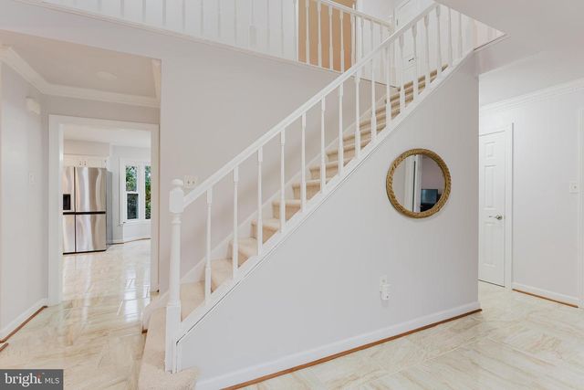 4664 BRADDOCK GREEN CT, Fairfax, VA 22032