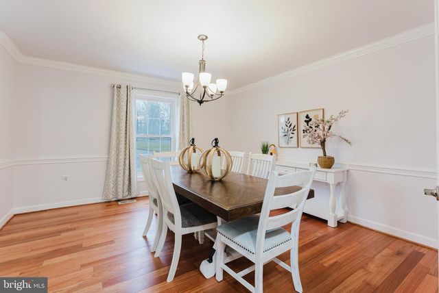 4664 BRADDOCK GREEN CT, Fairfax, VA 22032