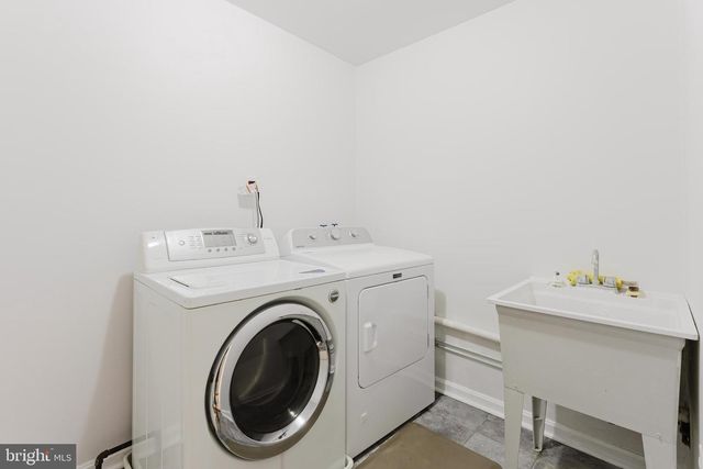 4664 BRADDOCK GREEN CT, Fairfax, VA 22032