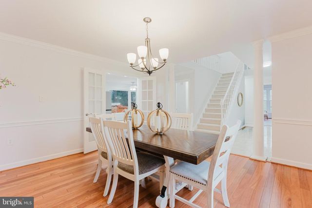 4664 BRADDOCK GREEN CT, Fairfax, VA 22032