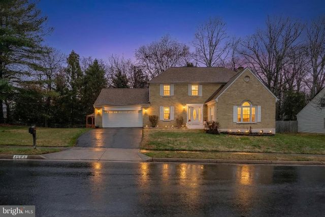 4664 BRADDOCK GREEN CT, Fairfax, VA 22032