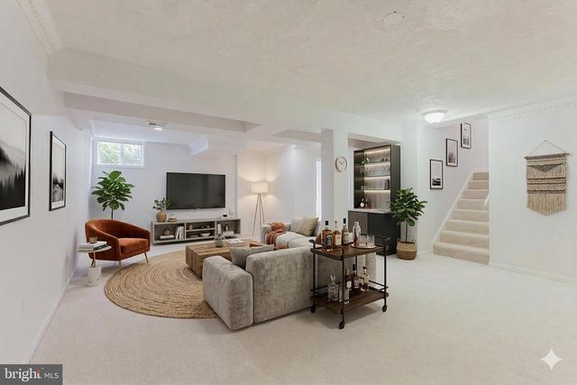 4664 BRADDOCK GREEN CT, Fairfax, VA 22032