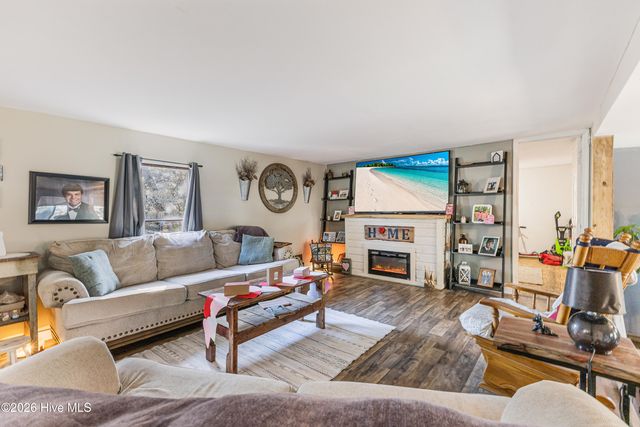 2749 White Street SW, Supply, NC 28462